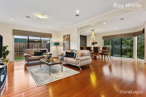 Property photo of 45 Macquarie Circle Waterways VIC 3195