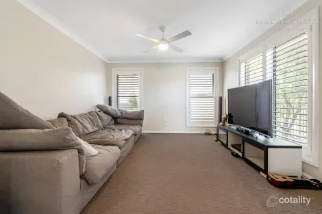 Property photo of 14 Flack Crescent Boorooma NSW 2650