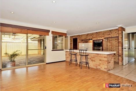 Property photo of 23 Bernley Drive Viveash WA 6056