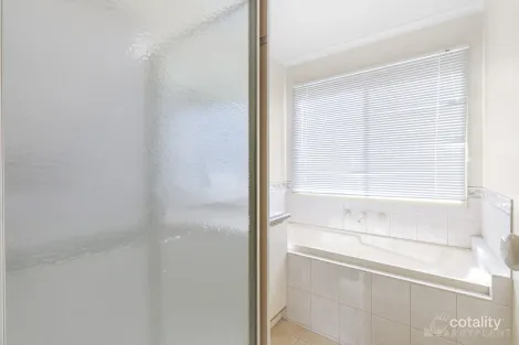 Property photo of 50 Lauren Drive Hampton Park VIC 3976