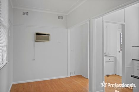 Property photo of 19 Macquarie Street Mount Austin NSW 2650