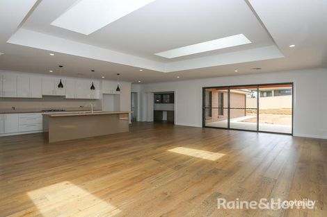 Property photo of 58 Graham Drive Kelso NSW 2795