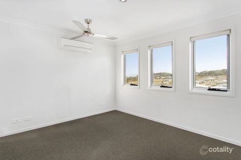 Property photo of 29 Cinnamon Drive Glenvale QLD 4350