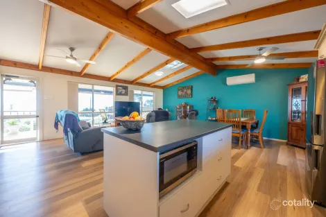 Property photo of 12 Second Street Tickera SA 5555