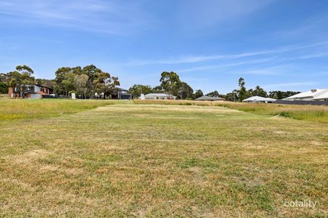 Property photo of 5 June Court Ballarat East VIC 3350