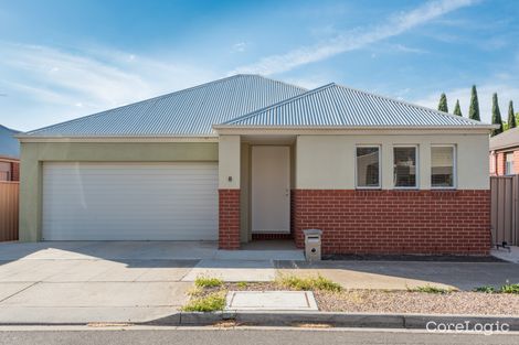 Property photo of 8 Strathvea Lane Caroline Springs VIC 3023