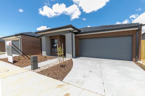 3 Louie St, Deanside, VIC 3336