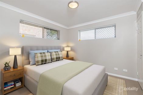 Property photo of 4/72 Earl Street Greenslopes QLD 4120