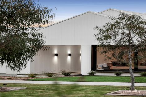 Property photo of 8 Pascal Crescent Mount Duneed VIC 3217