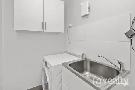 Property photo of 53 Fairbourne Terrace Pimpama QLD 4209