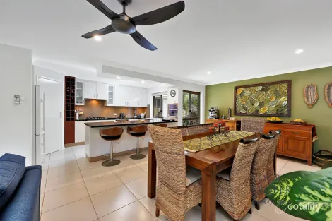 Property photo of 7 Carla Drive Innes Park QLD 4670