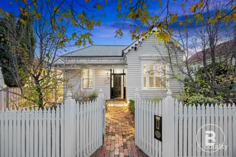9 Burnbank St, Lake Wendouree, VIC 3350