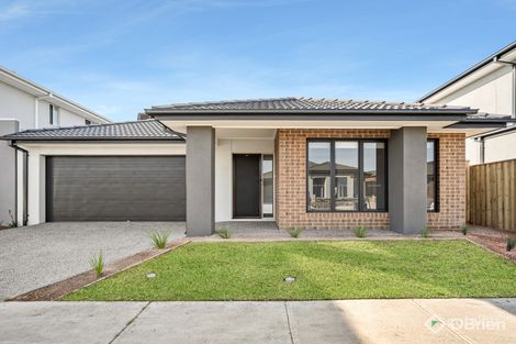 5 Tyrian Dr, Clyde, VIC 3978