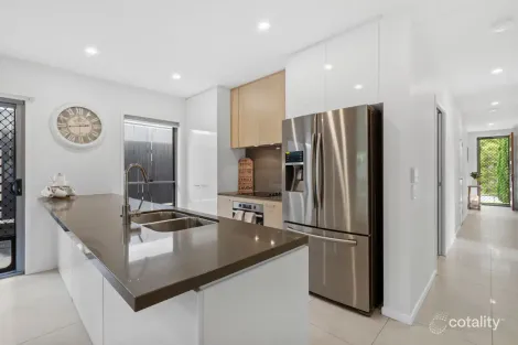 Property photo of 51 Ravenbourne Circuit Capalaba QLD 4157