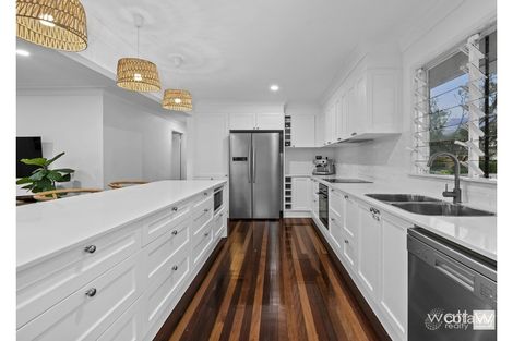 Property photo of 60 Chingford Street Chermside West QLD 4032