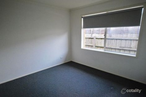 Property photo of 5 Dartmoor Drive Cranbourne East VIC 3977
