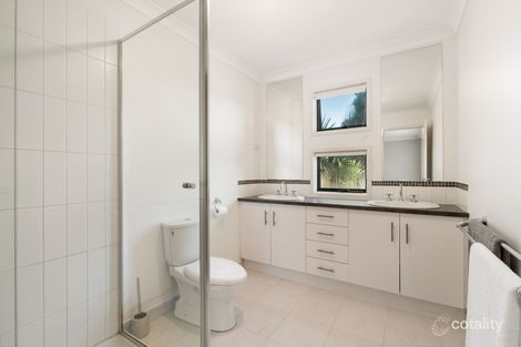 Property photo of 60 Scotsdale Drive Cranbourne East VIC 3977