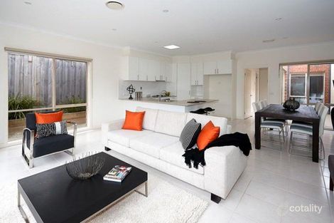 15b Wallingford St, Cheltenham, VIC 3192