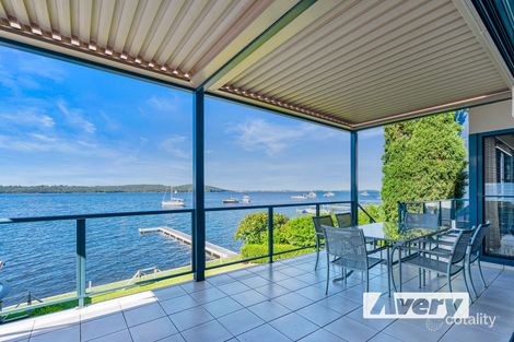 Property photo of 32 Skye Point Road Coal Point NSW 2283