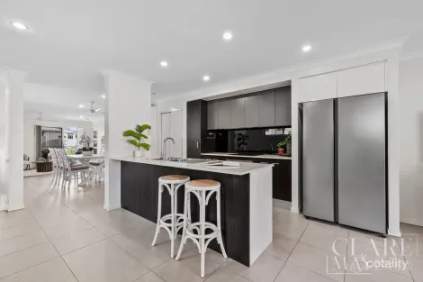 Property photo of 18 Oakmoss Drive Springfield Lakes QLD 4300