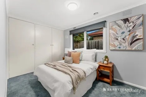 Property photo of 5 Dalkeith Road Wantirna VIC 3152