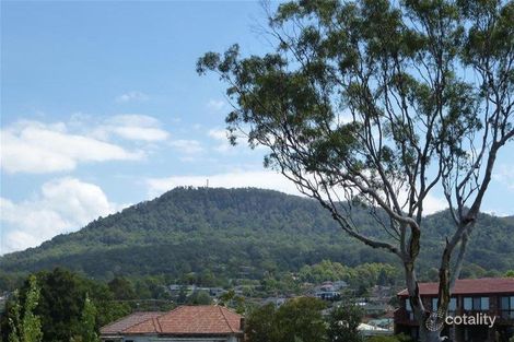 Property photo of 8 Sproule Crescent Balgownie NSW 2519