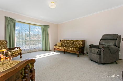 Property photo of 6 Odea Crescent Kangaroo Flat VIC 3555