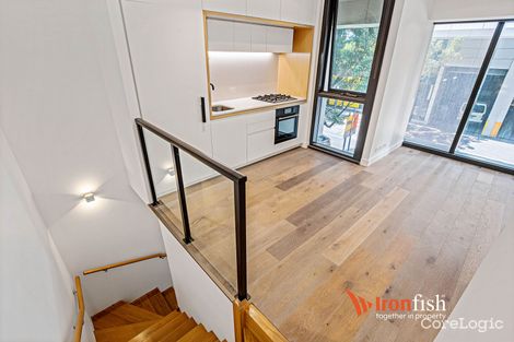 Property photo of 9/421 Doepel Way Docklands VIC 3008