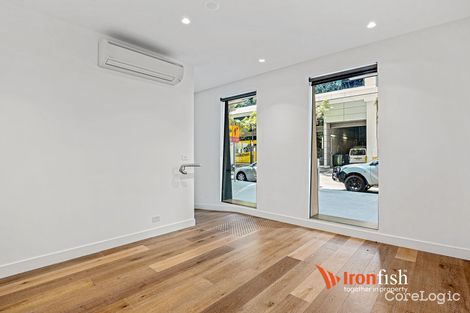 Property photo of 9/421 Doepel Way Docklands VIC 3008