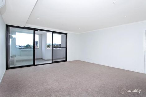 Property photo of 7/76 The Esplanade Caroline Springs VIC 3023