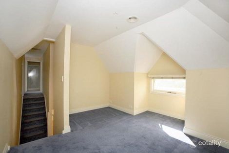 Property photo of 2/9 Curlew Court Doncaster VIC 3108