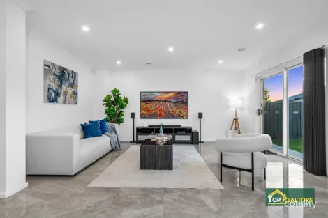 Property photo of 37 Medallion Boulevard Tarneit VIC 3029