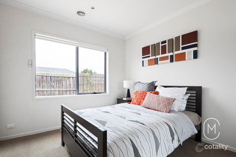 Property photo of 1 Counthan Terrace Doreen VIC 3754