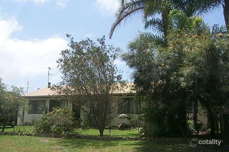 12 Nineteenth Ave, Stuarts Point, NSW 2441