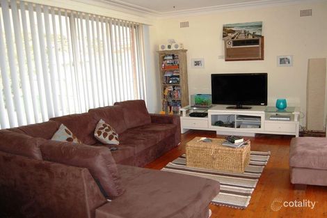 Property photo of 21 The Corso Gorokan NSW 2263