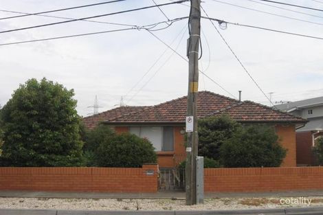 Property photo of 2/13 Stradbroke Drive St Albans VIC 3021