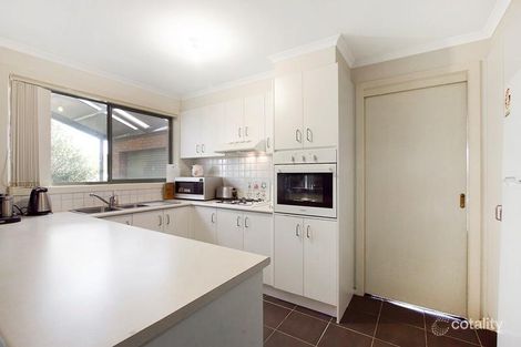 Property photo of 13 Palais Close Narre Warren South VIC 3805