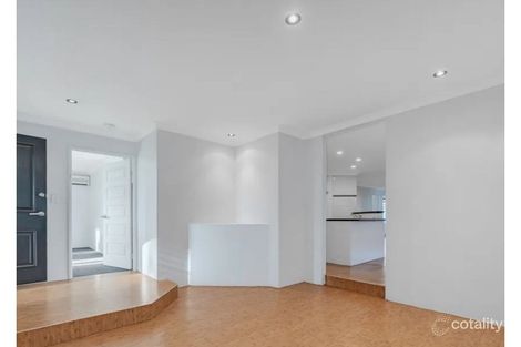 Property photo of 23 Vaucluse Crescent Ellenbrook WA 6069