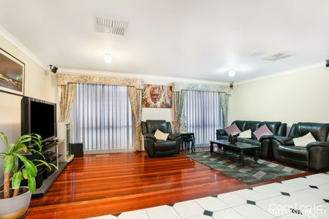 Property photo of 11 Honeyeater Terrace South Morang VIC 3752