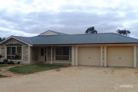 6 Channel Rd, Loxton, SA 5333