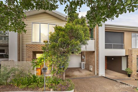19 Hookes Tce, Springfield Lakes, QLD 4300