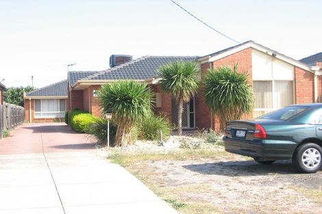2/21 Tomkin Ct, Altona Meadows, VIC 3028
