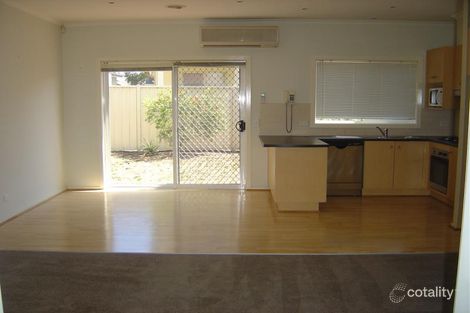 Property photo of 20 Seggan Circle Gowanbrae VIC 3043