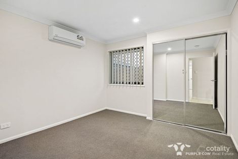 Property photo of 28 Camden Crescent Spring Mountain QLD 4300