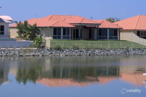 10 Cambria Ct, Newport, QLD 4020