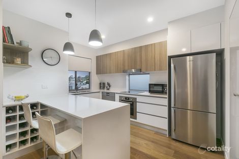 Property photo of 1/21 Pickwick Street Cannon Hill QLD 4170