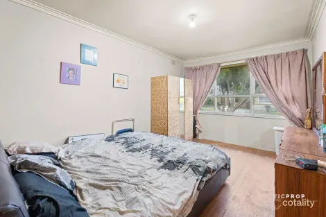 Property photo of 9 McRae Avenue St Albans VIC 3021