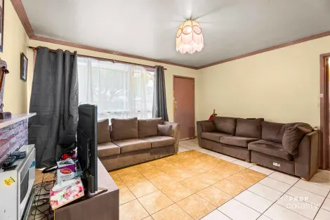 Property photo of 9 McRae Avenue St Albans VIC 3021