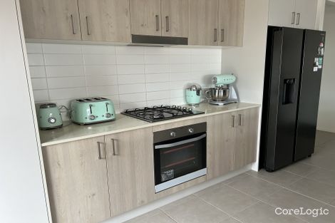 Property photo of 8 Wylie Way Urraween QLD 4655
