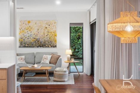 Property photo of 20 Haig Road Attadale WA 6156